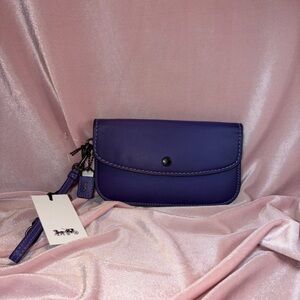 BNWT Auth Coach 1941 Glovetanned Leather Clutch/Wristlet Style #58818 BP/Violet